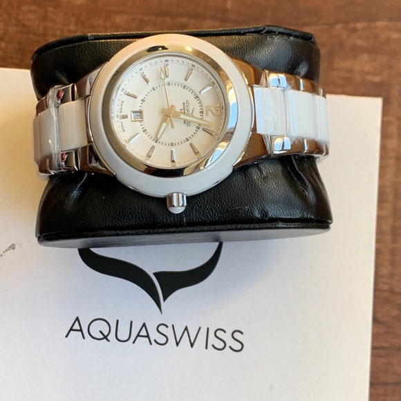 Aquaswiss water resistant 5ATM Swiss made watch - Picture 5 of 16